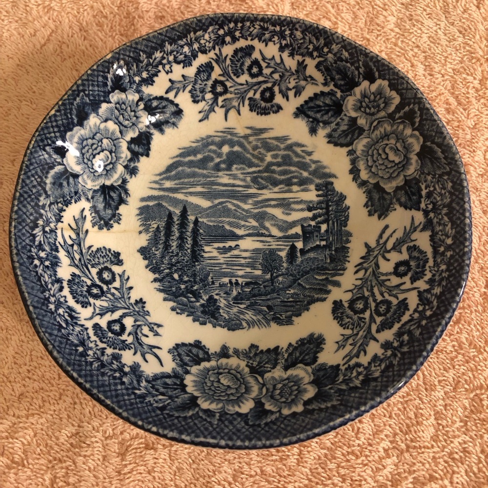 Vintage Lochs of Scotland Royal Warwick 5” Bowl Loch Ness